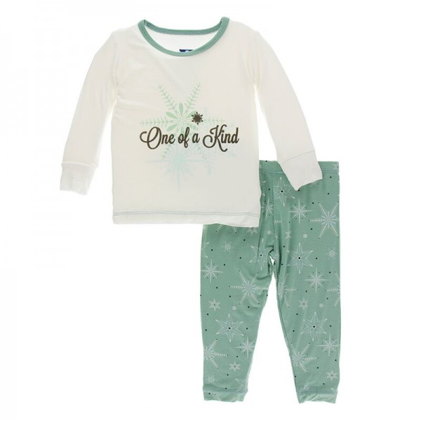 Holiday Print Long Sleeve Pajama Set in Natural One of a Kind Holiday Print Long Sleeve Pajama Set in Natural One of a Kind