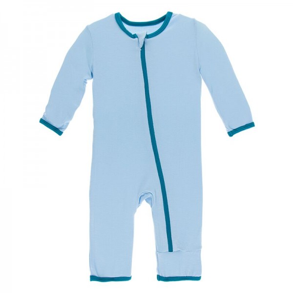 Solid Coverall with Zipper in Pond with Seagrass